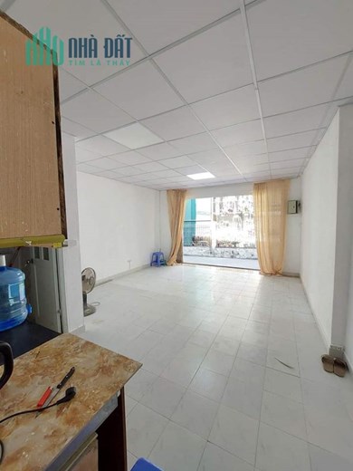 Ngọc Hồi, Thanh Trì, chủ gấp lắm rồi, 40m2 chỉ hơn 3 tỷ