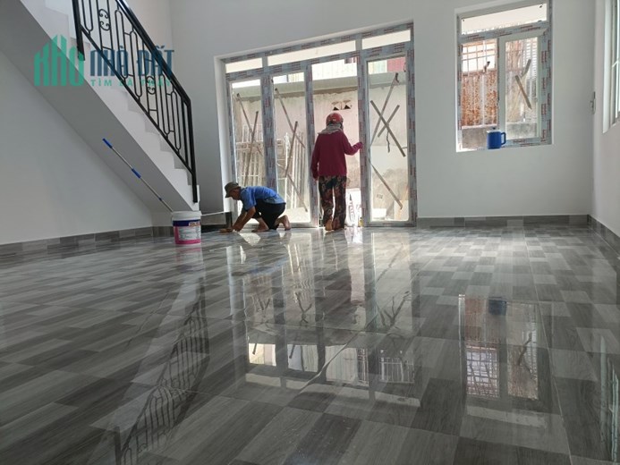 bán nhà Nguyễn An Ninh 1 trệt 2 lầu mới về ở ngay ngang 5m2 giá 2ty250tr
