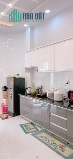 1 Căn Ra Mặt Tiền Trần Bình Trọng 58m2  Nhà lô góc 2mặt hẻm  3Tầng