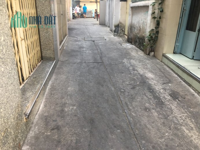 CHỈ 3.8 TỶ LÔ GÓC GẦN HẺM XE HƠI TRUNG TÂM QUẬN 5 QUA QUẬN 1, 1PHÚT