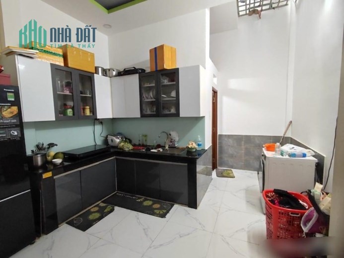 Chính chủ bán nhà 2 tầng đường tân kỳ tân quý, hẻm 4m thông, 63m2 chỉ 5 tỷ