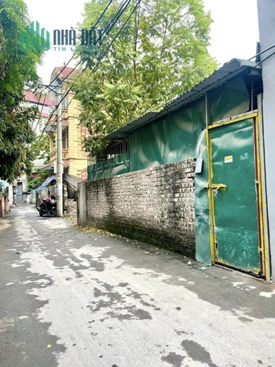 Mảnh đất Hoa Hậu còn sót lại Tây Mỗ Dt 48m2, Mt 5.3m, ô tô 7 chỗ vào đất,2,9 tỷ.
