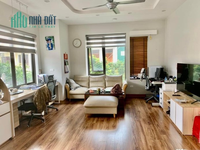 Bán nhà phố Cầu Bươu, Thanh Trì, 95m2, mt20m, lô góc kinh doanh, nhỉnh 10 tỷ