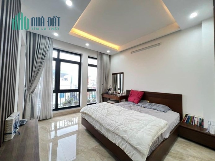 Bán nhà phố Cầu Bươu, Thanh Trì, 95m2, mt20m, lô góc kinh doanh, nhỉnh 10 tỷ