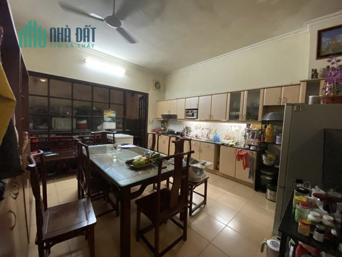 BÁN NHÀ CHÙA BỘC , ĐỐNG ĐA, Ô TÔ TRÁNH, ĐỖ CỔNG, Ở SƯỚNG, KINH DOANH DÒNG TIỀN, 130M2* MT 9.5M.