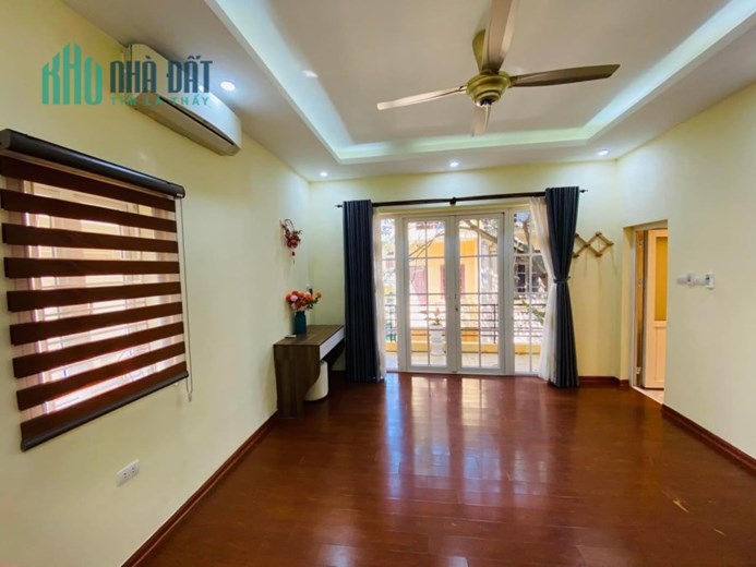 bán nhà ngõ 119 Hồ Đắc Di-Đống Đa 36mx4 tầng-3PN-lô góc-3 mặt thoáng-tặng nội thất gần phố