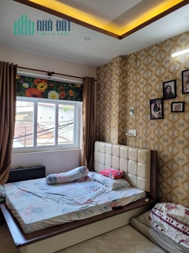 hẻm 5m. trần văn quang. quận tân bình. giảm 1.3 ty 63m2 nhà 3 tầng. xe hơi thông khắp trốn. chỉ 6