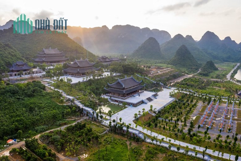 Bán đất cạnh Cây Xăng Minh Thắng đối diện chùa Tam Chúc, Ba Sao, Kim Bảng Hà Nam giá 70tr/m2