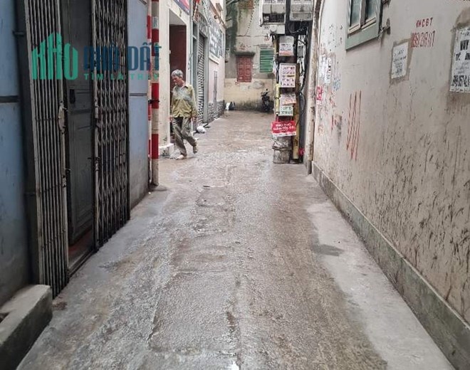 Bán nhà Đường KIM GIANG, HAI MẶT NGÕ, diện tích 30m2, 5 tầng, giá 3,8 tỷ.
