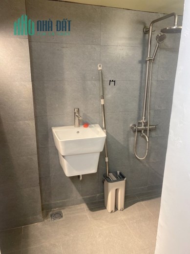 Bán nhà Đê La Thành, 45m2 x 5T, ngõ thông tứ tung, 5 tỷ, lh 0966037496