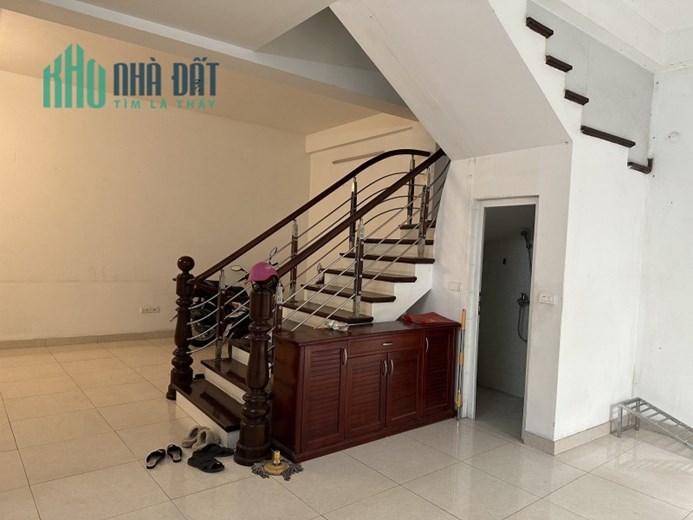 BÁN NHÀ ĐÊ LA THÀNH 39M2 X 4 TÀNG, NGÕ BA GÁC, NGÕ THÔNG TỨ PHÍA, NHỈNH 4 TỶ LH 0966037496