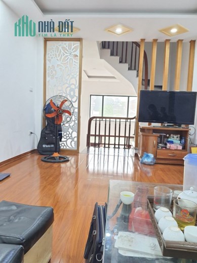 BÁN NHÀ ĐÊ LA THÀNH 40M2 X 4 TÀNG, NGÕ NÔNG, PHÂN LÔ 2 THOÁNG, 5 TỶ LH 0966037496