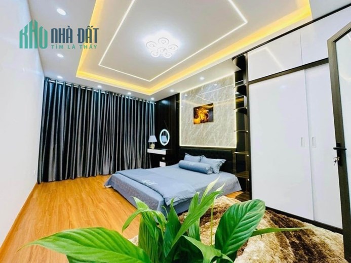Cho Thuê Nhà #NGỌC_KHÁNH cạnh Hồ Ngọc Khánh. 52m2. Đẹp Như Tranh Vẽ. 4PN Mênh Mông. 14.9 tr
