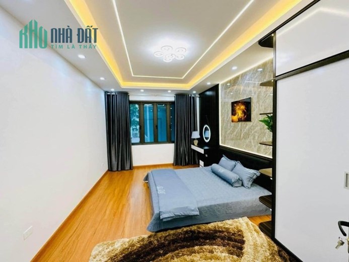 Cho Thuê Nhà #NGỌC_KHÁNH cạnh Hồ Ngọc Khánh. 52m2. Đẹp Như Tranh Vẽ. 4PN Mênh Mông. 14.9 tr