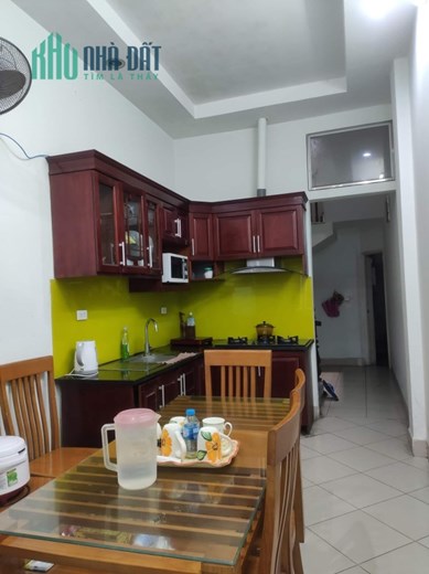 Bán nhà phố Cát Linh, thông Hào Nam, ô tô tránh, kinh doanh, 40m, 5 tầng, 8 tỷ.