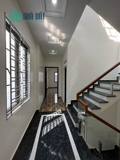 Bán nhà Tô Hiệu 50m2, 5 tầng, 11.5 tỷ, KINH DOANH - LÔ GÓC - VỈA HÈ ĐÁ BÓNG - PHỐ VIP HÀ ĐÔNG