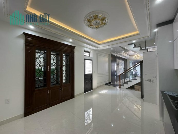 Bán nhà Tô Hiệu 50m2, 5 tầng, 11.5 tỷ, KINH DOANH - LÔ GÓC - VỈA HÈ ĐÁ BÓNG - PHỐ VIP HÀ ĐÔNG