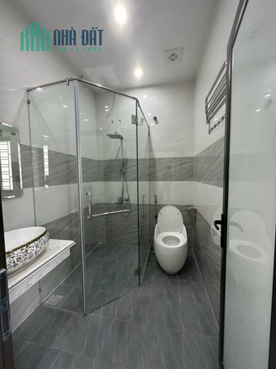 Bán nhà Tô Hiệu 50m2, 5 tầng, 11.5 tỷ, KINH DOANH - LÔ GÓC - VỈA HÈ ĐÁ BÓNG - PHỐ VIP HÀ ĐÔNG