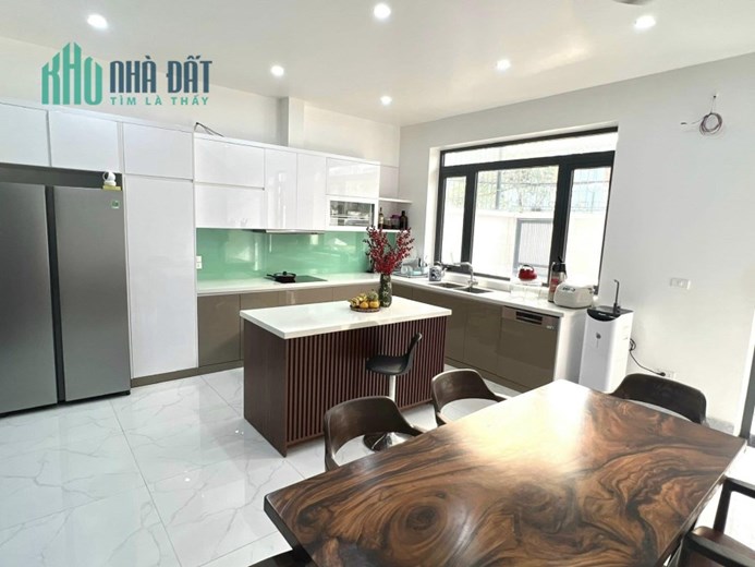 Biệt Thự Lạc Trung - Mặt Tiền 6m - Kinh Doanh Đỉnh - Sổ Nở Hậu - 2 Thoáng - DT 95m2