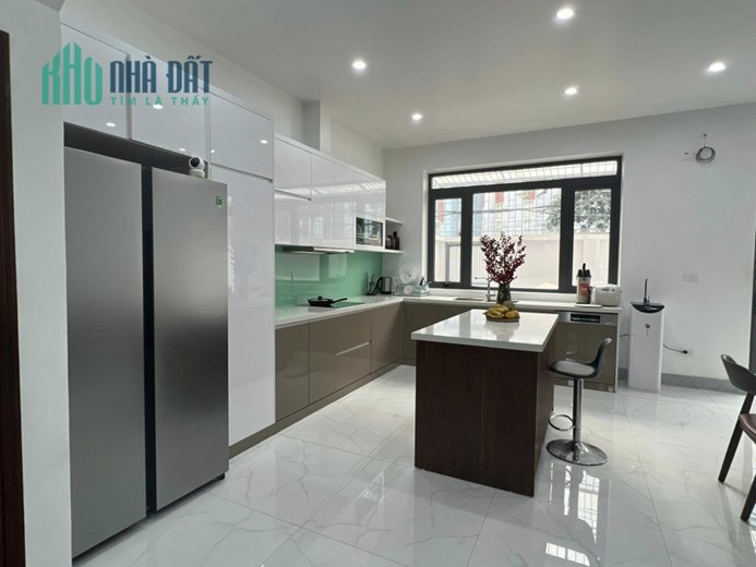 Biệt Thự Lạc Trung - Mặt Tiền 6m - Kinh Doanh Đỉnh - Sổ Nở Hậu - 2 Thoáng - DT 95m2
