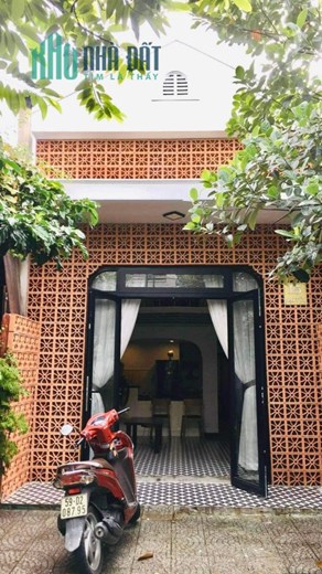 HIẾM, Cần bán gấp nhà MT ngay Trần Hưng Đạo, Quận Sơn Trà, 53m2, 2 tầng, Giá chỉ 3,3 tỷ