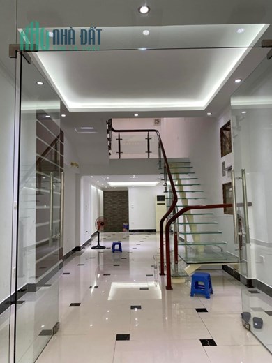 Bán nhà định công 36m2 x5T,mới,đẹp,ở luôn,giá 3,29 tỷ