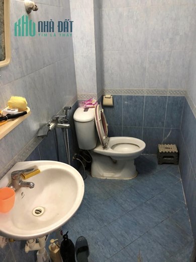 Cho thuê nhà nguyên căn mặt phố Thụy Khuê, 9 phòng, CHDV, KD.