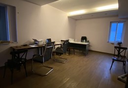 Chính chủ cho thuê nhà mặt phố Nguyễn Văn Trỗi, Hà Đông