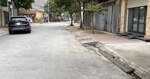 Bán 100m2 đất phân lô Đổ Nhuận mt 7,2m giá 18,6 tỷ
