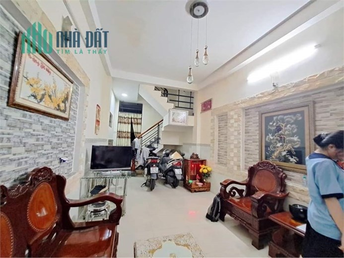 Bán nhà Lê Văn Sỹ, Phường 13, Quận 3 – 55m2, 4 tầng, 5.5 tỷ