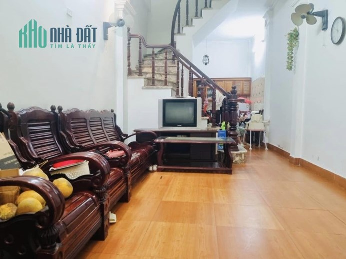 Bán nhà Mễ Trì Thượng , ô tô đô cửa , 40m , 5,4 tỷ