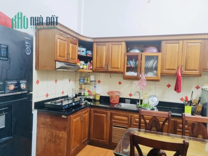 Bán nhà Mễ Trì Thượng , ô tô đô cửa , 40m , 5,4 tỷ