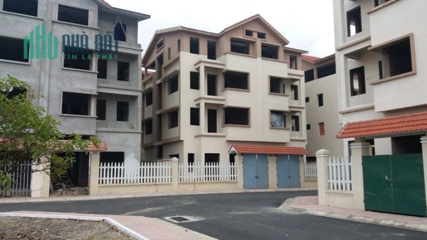 Bán biệt thự nhà phố ngã tư kinh doanh mặt đường 32 và 3,5 khu Nguyễn Ngọc Lai Xá. Huyện Hoài Đức -