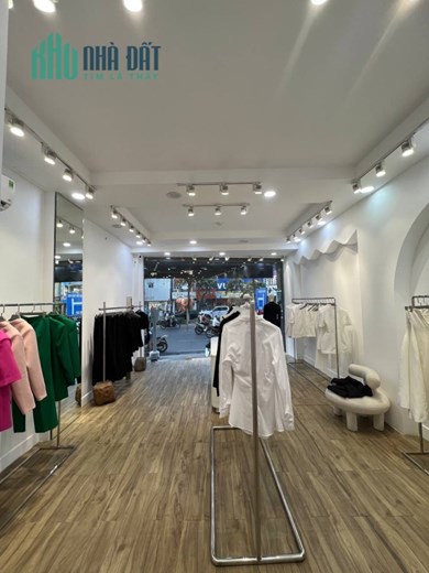 SANG NHƯỢNG LẠI CỬA HÀNG 50M2 PHÍ CỰC MỀM, TRÊN PHỐ KIM MÃ, BA ĐÌNH.