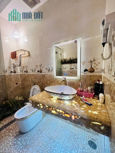 Nhà Bán THạnh Lộc 49- Quận 12- 4 tầng BTCT-100m2- XE hơi Ngủ trong nhà- chỉ 4ty7