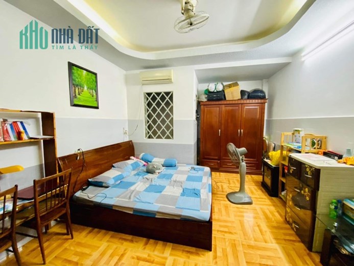 Bán nhà CC, HXH, Lê Văn Thọ, P9, Gò Vấp, 60m2, 4 T, Giá chỉ 6 tỷ 8