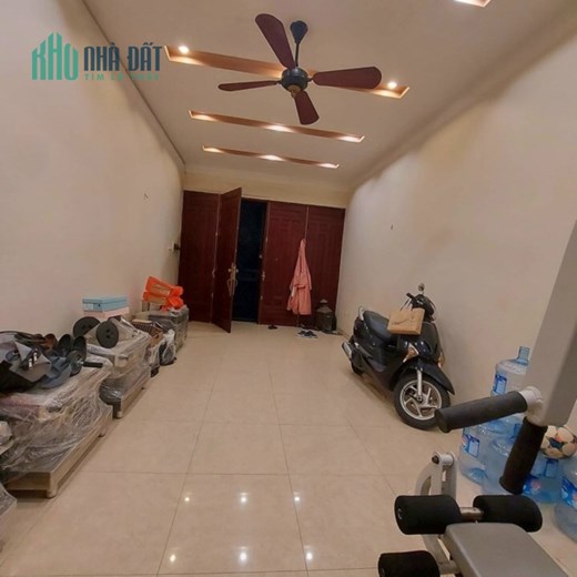 CẦN BÁN GẤP-NHÀ 2MẶT NGÕ ÔTÔ TRÁNH-NGÕ THÔNG-ÔTÔ VÀO NHÀ-102M 6TỶ-NGỌC LÂM LONG BIÊN