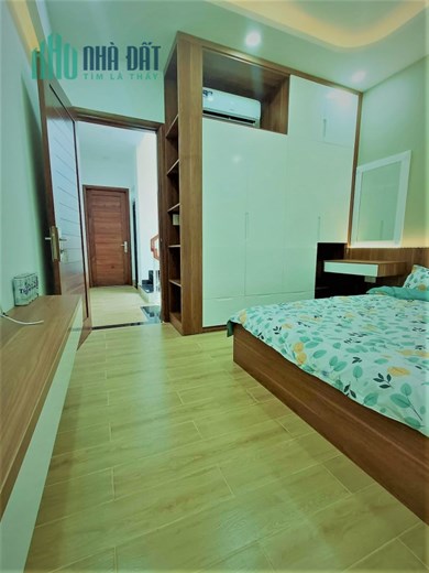 Chính Chủ Bán Nhà Gần 9 Tỷ - 190 m2 - 4 Tầng - CMT8 - Quận 3 - 0902934079