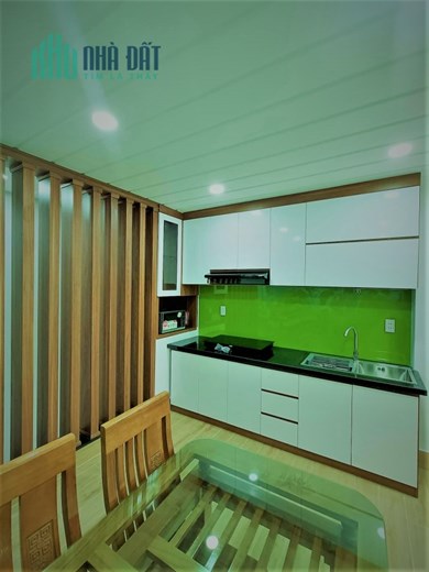 Chính Chủ Bán Nhà Gần 9 Tỷ - 190 m2 - 4 Tầng - CMT8 - Quận 3 - 0902934079