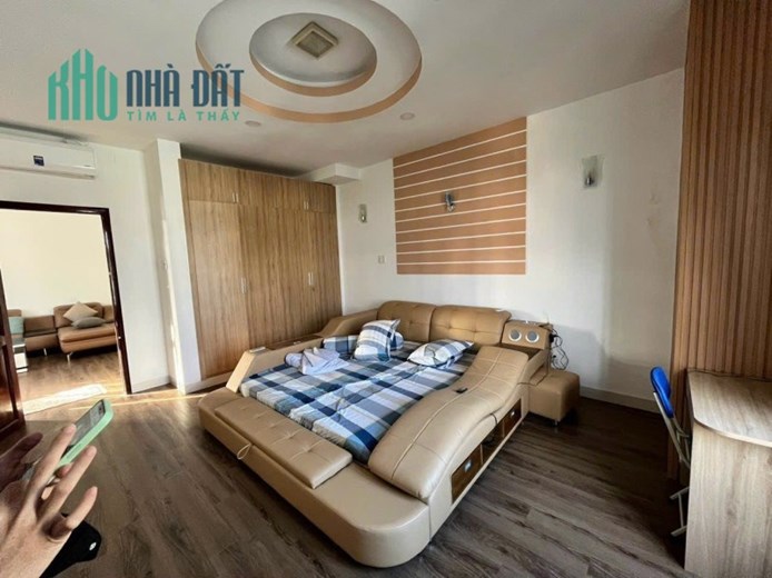 Bán Nhà HXH 160m2 Quốc Lộ 13 Chỉ 8 tỷ Thương lượng
