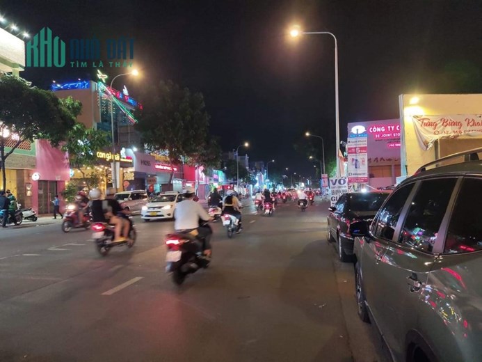 Bán nhà MT Quang Trung, Phường 10, Gò Vấp, 68m2, 3T, Giảm còn 10 tỷ 9