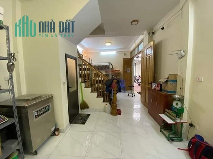 Bán nhà Ngô Quyền, Hà Đông ô tô đỗ sát, 35m, 4 tầng, giá chỉ 3.95 tỷ 0962780005