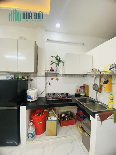 Bán nhà đẹp đường Hàn Hải Nguyên, Q11, 28m2, 3.7x8, 2 tầng, 2PN, chỉ 4.5 tỷ TL chính chủ.
