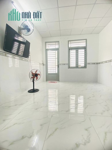 Bán nhà đẹp đường Hàn Hải Nguyên, Q11, 28m2, 3.7x8, 2 tầng, 2PN, chỉ 4.5 tỷ TL chính chủ.