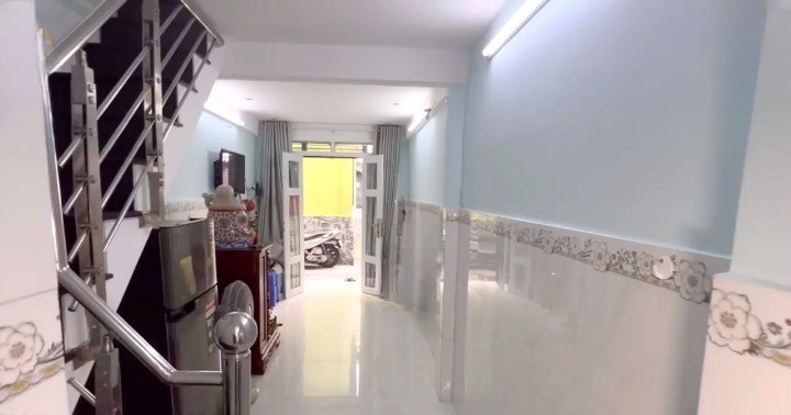 Nhà bán hẻm thông Hưng Phú và Dã Tượng P10Q8 - Giá : 1 Tỷ 980