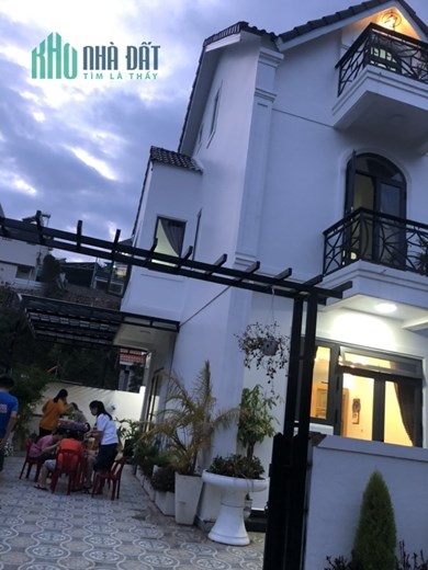 Bán biệt thự 2 mặt hẻm tại Hẻm 1228, Vạn Thành 3, làng hoa Vạn Thành, Phường 5, Đà Lạt