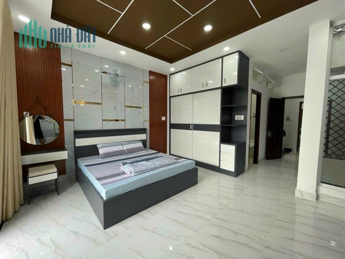 BÁN NHÀ KDC LÝ PHỤC MAN, QUẬN 7. DT 5X15M. 2 LẦU ST. 10 TỶ