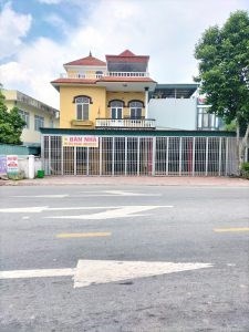 Chính Chủ Cần Bán Nhà trục chính quốc lộ 18 A ngay trung tâm ngã tư vòng xuyến thị trấn Tiên Yên.