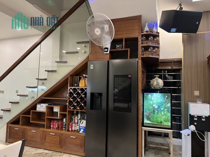 Phân lô ô tô tránh, vỉa hè Lê Văn Lương, Cầu Giấy, 71m2, Mt 4.5m, giá 9.4 tỷ