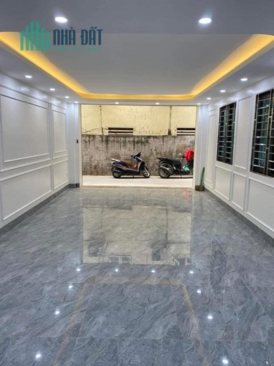 Bán nhà phân lô phố Nguyễn Khang,Trung Hòa 60 m2 x 7 t mặt 4 m lô góc giá 14 tỷ